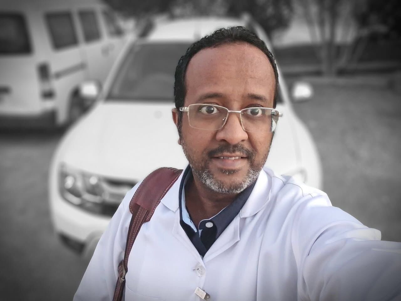 بعد ٢٤ ساعة من الجرعة الثانية من لقاح ڨايزر؛ شوية فتور وألم بسيط في العضلات؛ م…